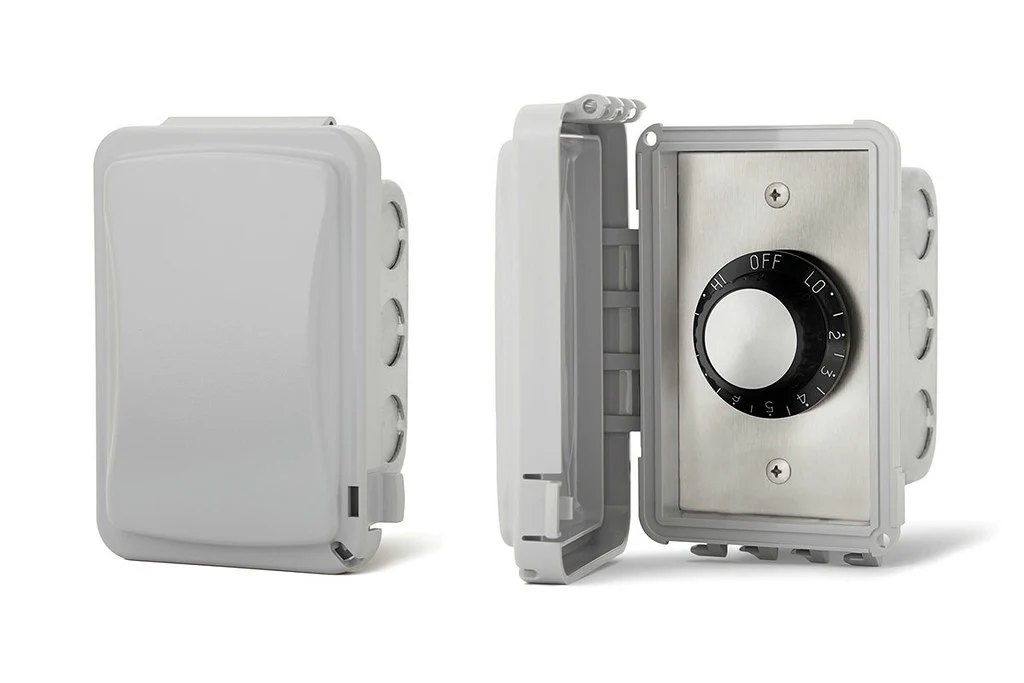 Infratech Input Regulator Single Flush Mount  with Weatherproof Cover